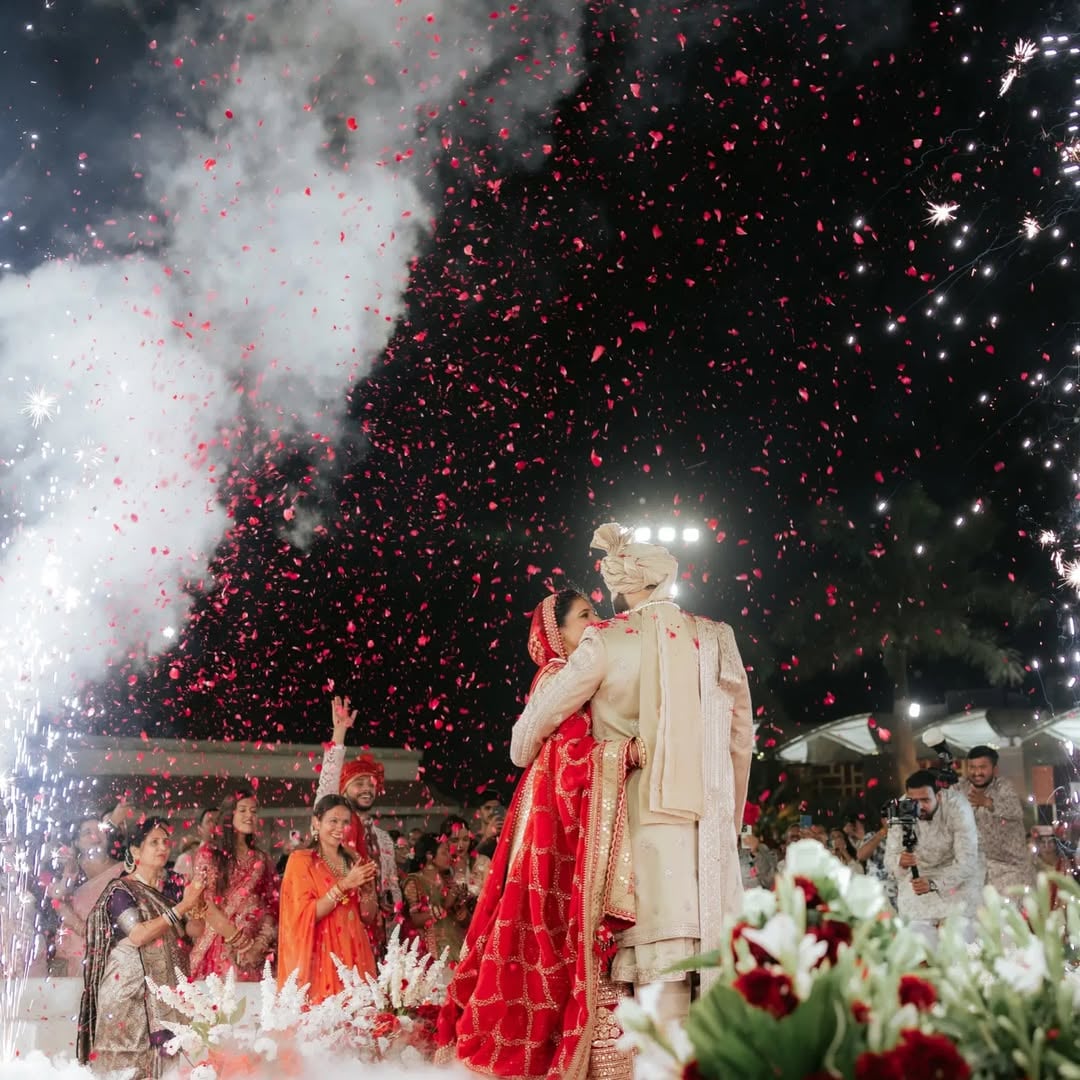 Royal wedding entrance design in Surat (Theme 82)